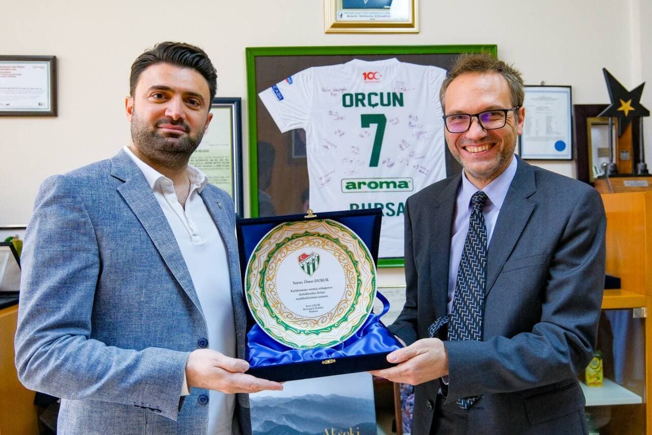 Bursaspor'a Aroma AŞ'den 10 Milyon Liralık Önemli Destek