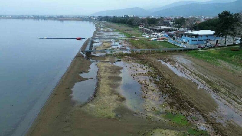 Bursa'nın Değeri İznik Gölü İçin Alarm: Çevresel Tehditler Büyüyor