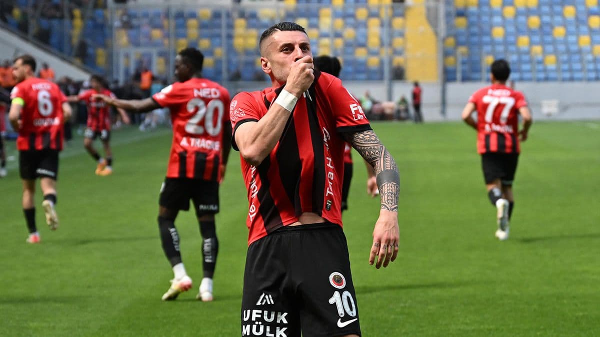 Trabzonspor, Metehan Mimaroğlu'nu Kadrosuna Kattı