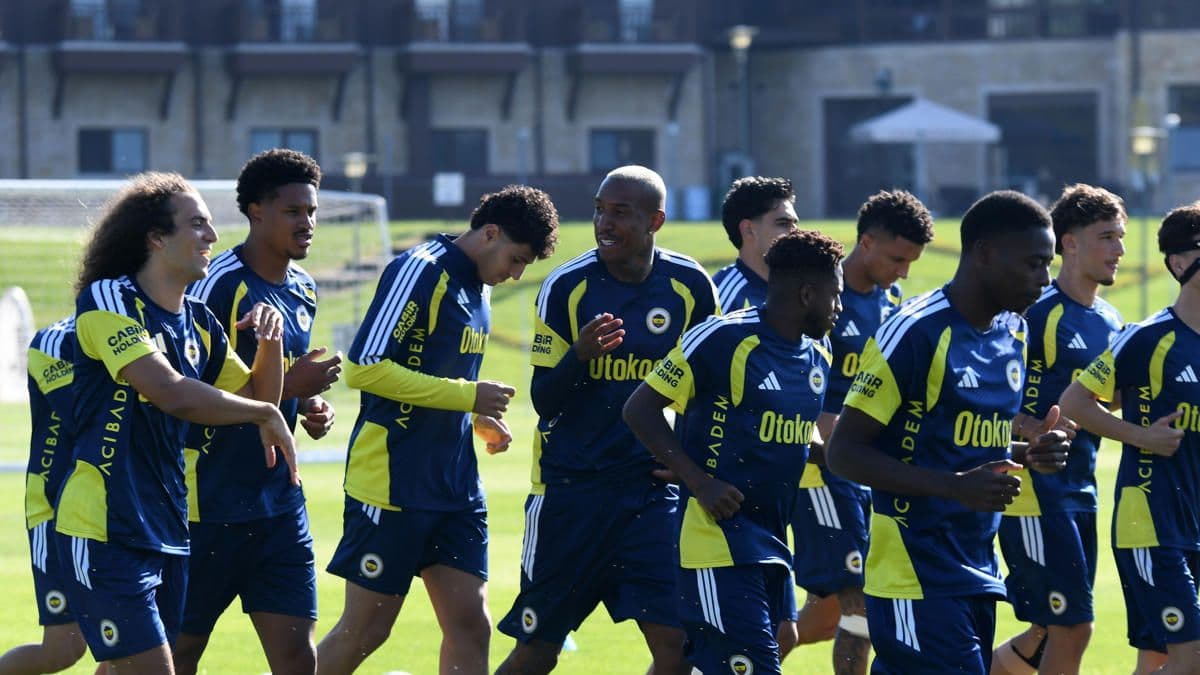 Fenerbahçe'nin Yeni Sezon Kampında Son Durum: Sakatlıklar ve Çalışmalar