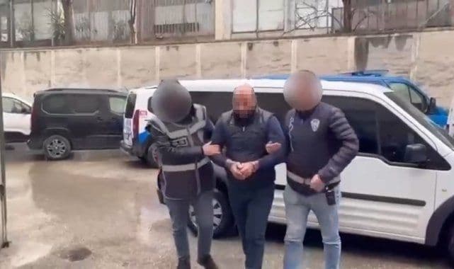 Bursa Osmangazi'de Kaçak Silah Atölyesine Baskın: Çok Sayıda Silah Ele Geçirildi