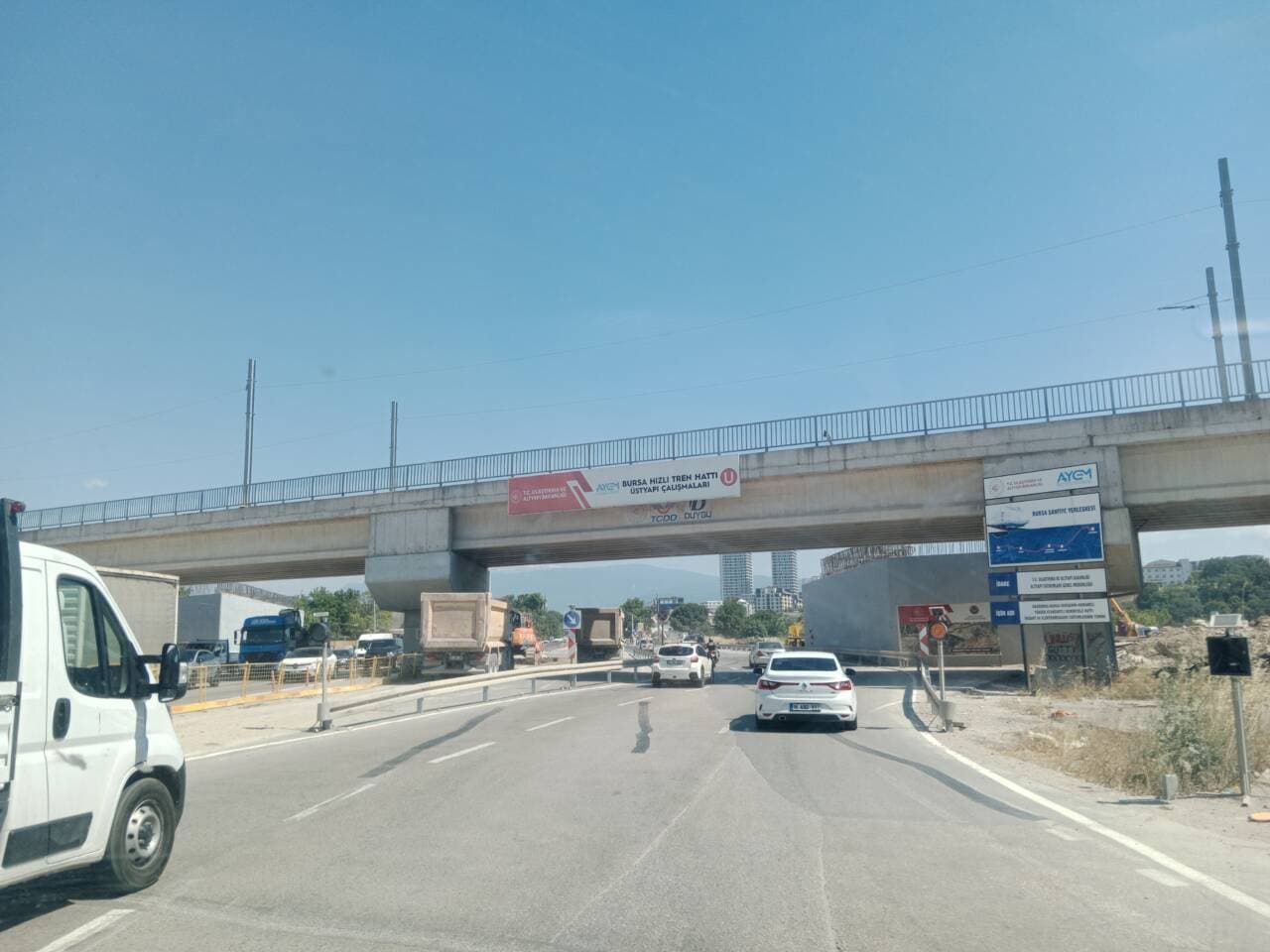 Bursa Yüksek Hızlı Tren hattı viyadük inşaatı, Mudanya Yolu, Geçit.