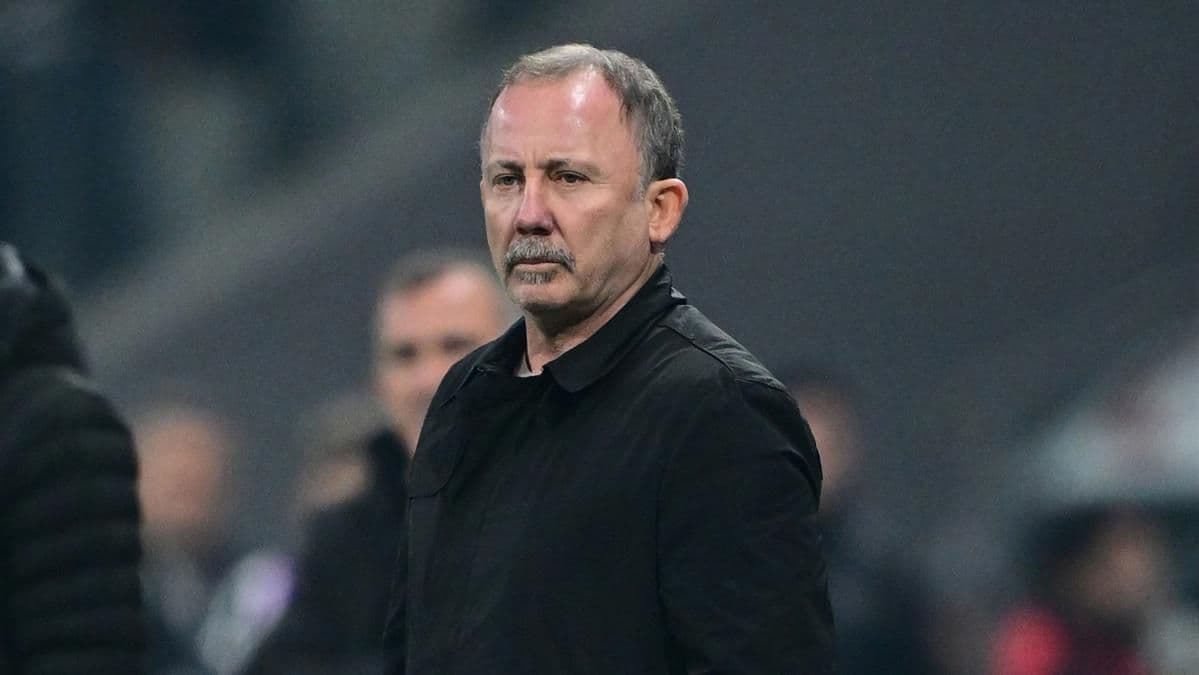 Sergen Yalçın'dan Fenerbahçe'ye Sert Eleştiri: "Kadro Mühendisliği %100 Yanlış"