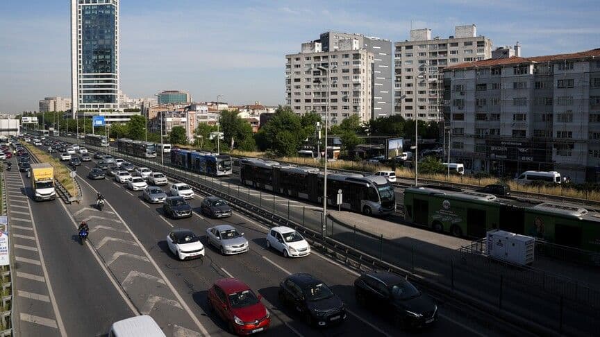 Yeni Trafik Düzenlemeleri İşe Yaradı: Makas Atma İhlalleri Yüzde 93 Azaldı