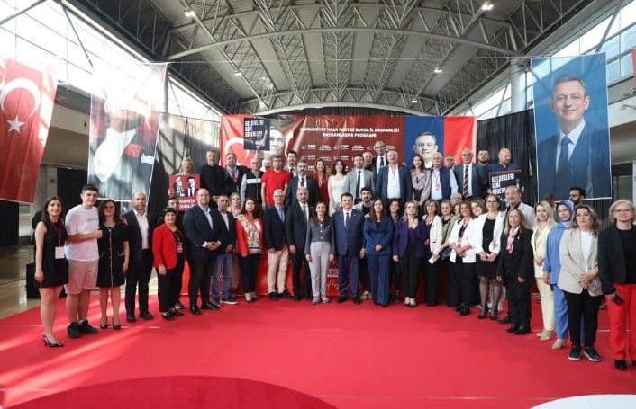 CHP Bursa İl Yönetiminde Değişim Rüzgarları: Kılıçdaroğlu Etkisi
