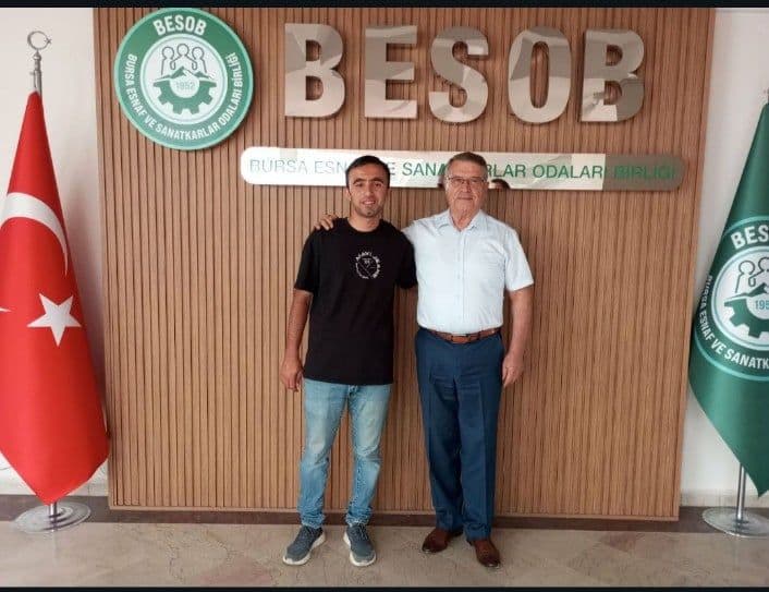 Bursa'da Esnafın Sorunları İçin Genç Siyasetçiden Girişim