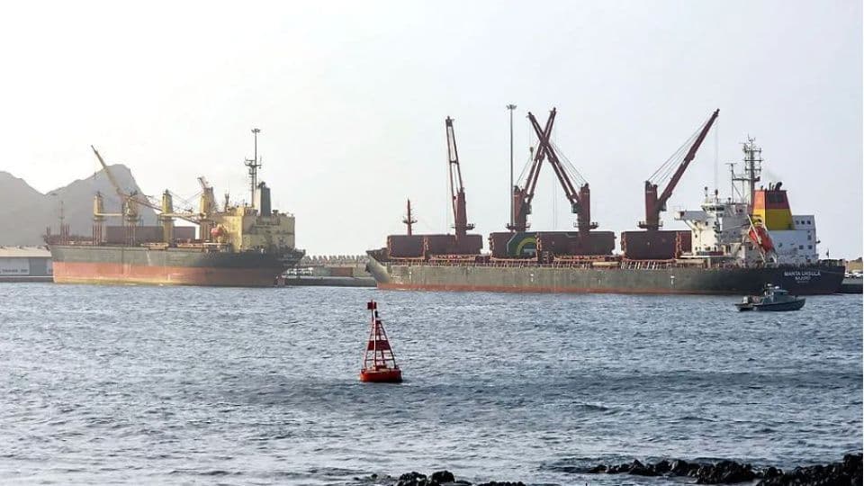 İran'dan Hürmüz Boğazı İçin Kritik Açıklama: Anlaşma Yakın Ama Şartlar Var