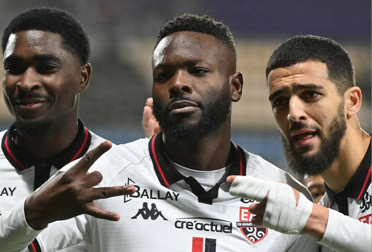 Bursaspor'da Mafouta Transferi İptal: Fransız Kulübü Fiyat Artırdı
