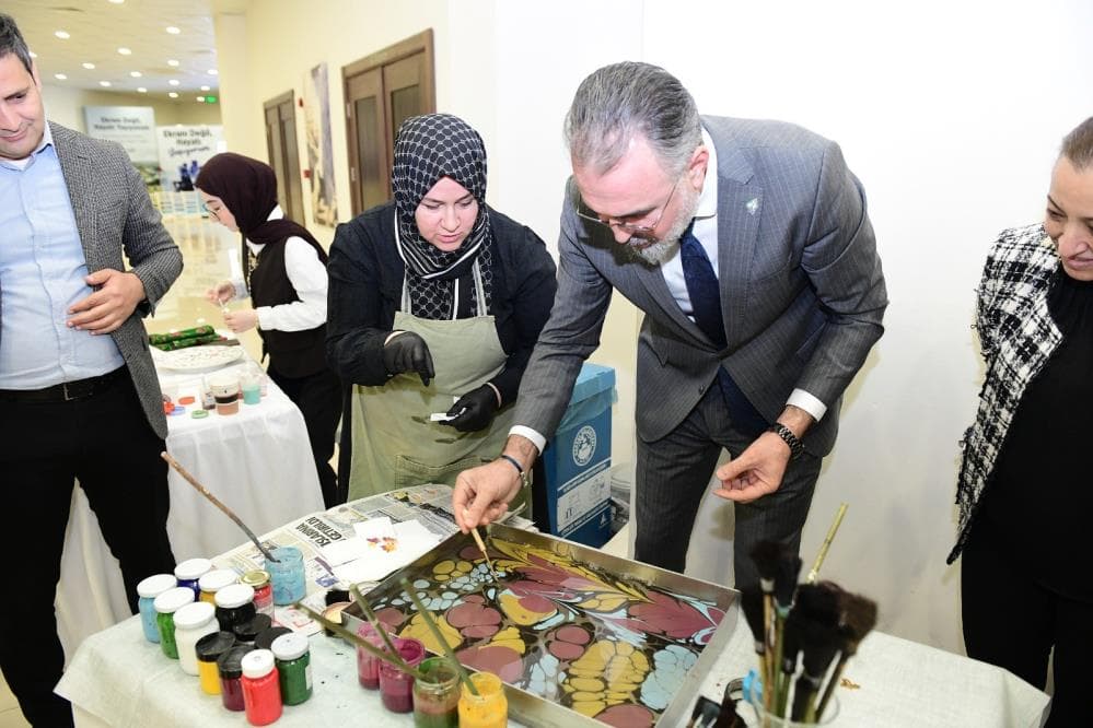 Bursa Kestel'de 'Ekranı Değil, Hayatı Yaşıyorum' Projesiyle Çocuklar Sanatla Buluşuyor
