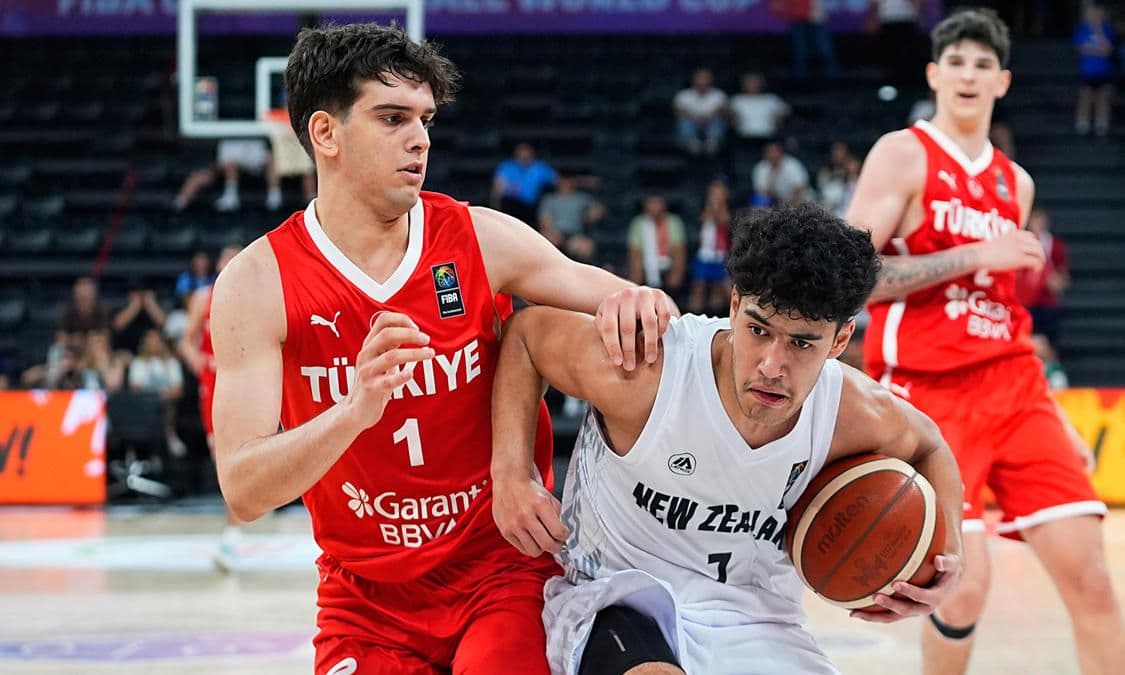 U17 Milli Basketbol Takımı, Dünya Kupası'na Uzatmada Galibiyetle Başladı