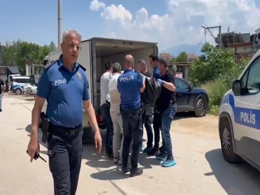 Bursa Osmangazi'de Eşini Öldüren Zanlı Yakalandı, İfadesi Ortaya Çıktı