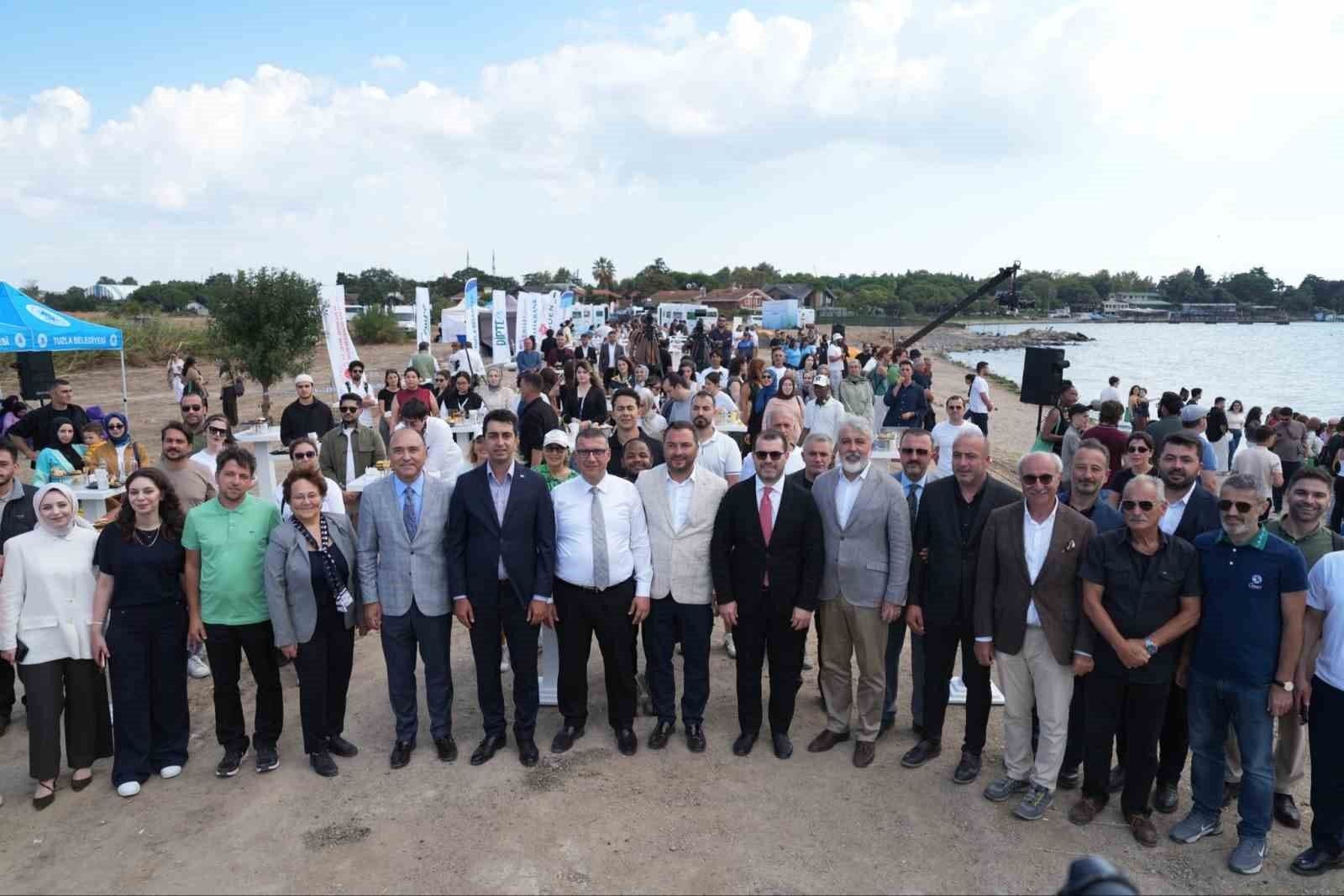 Marmara Denizi'ne Can Suyu: 'Dipte İz' Deniz Çayırı Projesi Tuzla'da Başladı