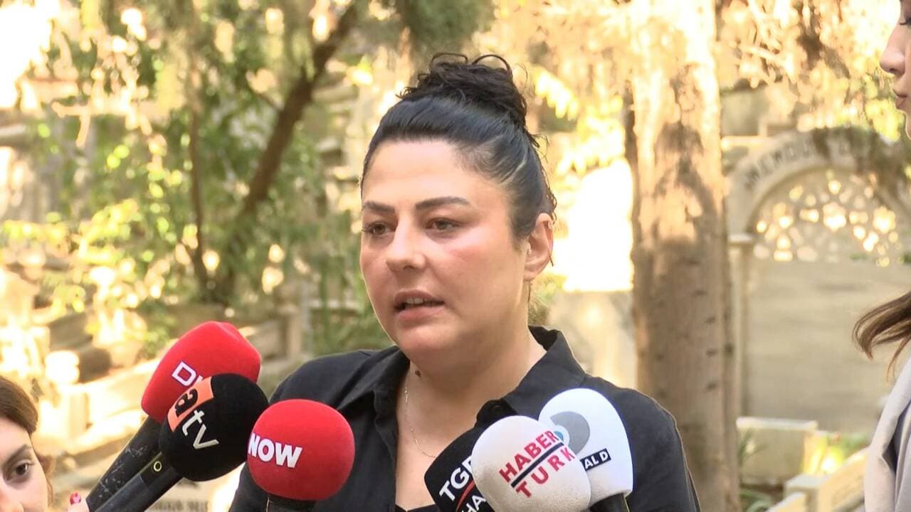 Atlas Çağlayan'ın annesi Gülhan Ünlü, mahkeme kararı sonrası açıklama yapıyor