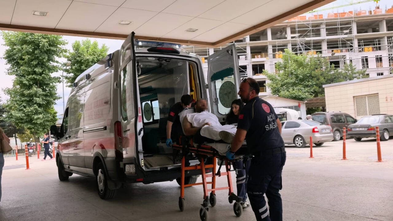 Bursa İnegöl'de Enişteye Sokak Ortasında Bıçaklı Saldırı: Zanlı Yakalandı