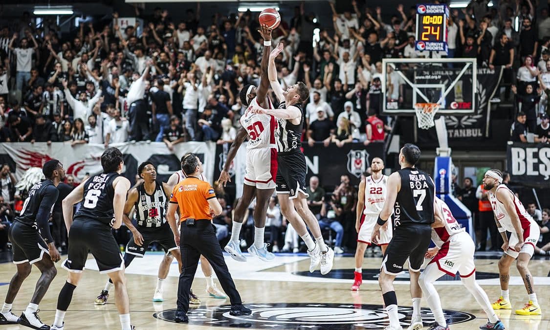 EuroCup'ta mücadele edecek olan Beşiktaş'ın bir basketbol maçından enstantane.