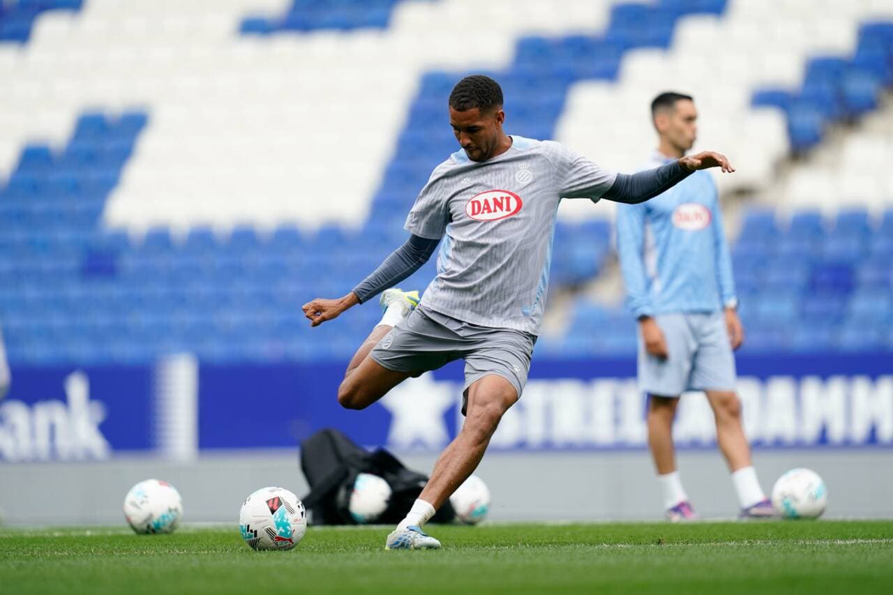 Bursaspor'da Transfer Hareketliliği: Tavares ve Pickel Gündemde