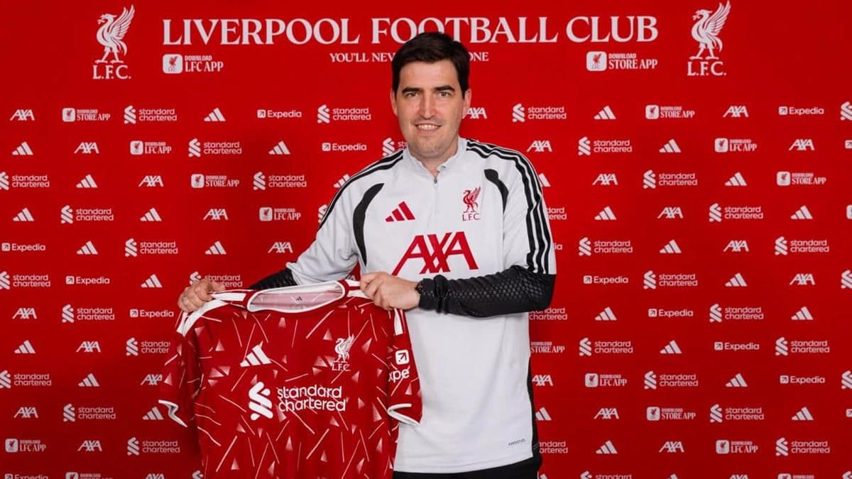 Liverpool, Yeni Teknik Direktörünü Resmen Duyurdu: Andoni Iraola Görevde