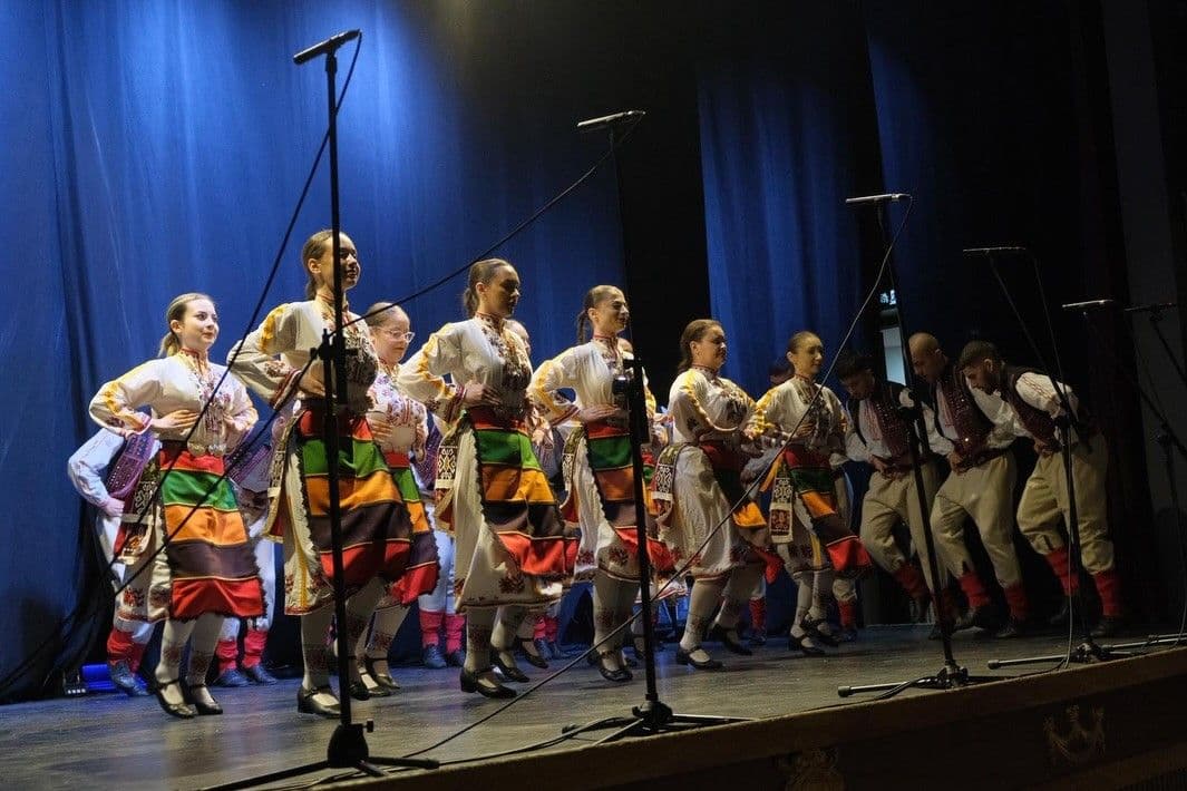 Ayvalık'ta Uluslararası Sanat Buluşması: Bulgaristan ile Kültürel Köprüler Kuruldu