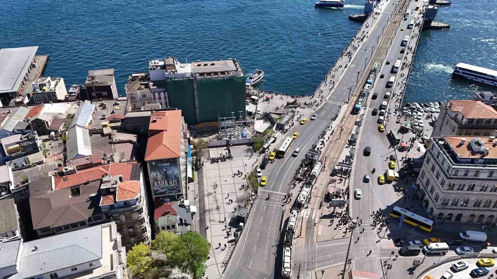 Karaköy'deki Tarihi Merzifonlu Kara Mustafa Paşa Camii Yeniden Yükseliyor