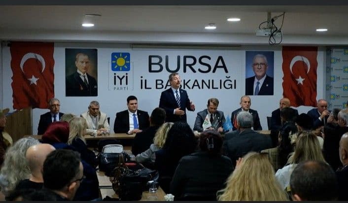 İYİ Parti Bursa Teşkilatında Toplu İstifa Krizi: Genel Merkez Devreye Girdi