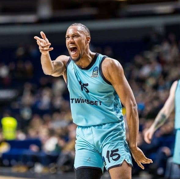TOFAŞ, Amerikalı Forvet Tre’Shawn Thurman ile Sözleşme İmzaladı