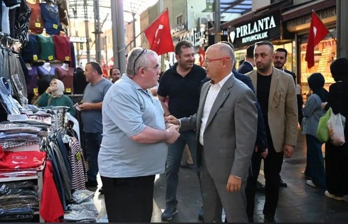 Bursa Siyasetinde İl Başkanlarının Rolü ve Davut Gürkan'ın Yeni Liderlik Modeli