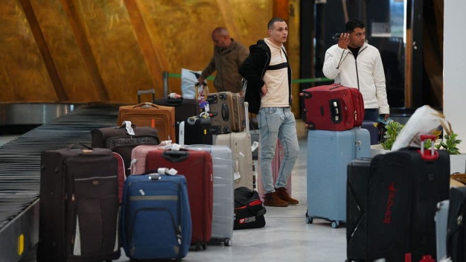 İran'da Sivil Uçuşlar Dört Aşamalı Planla Yeniden Başlıyor