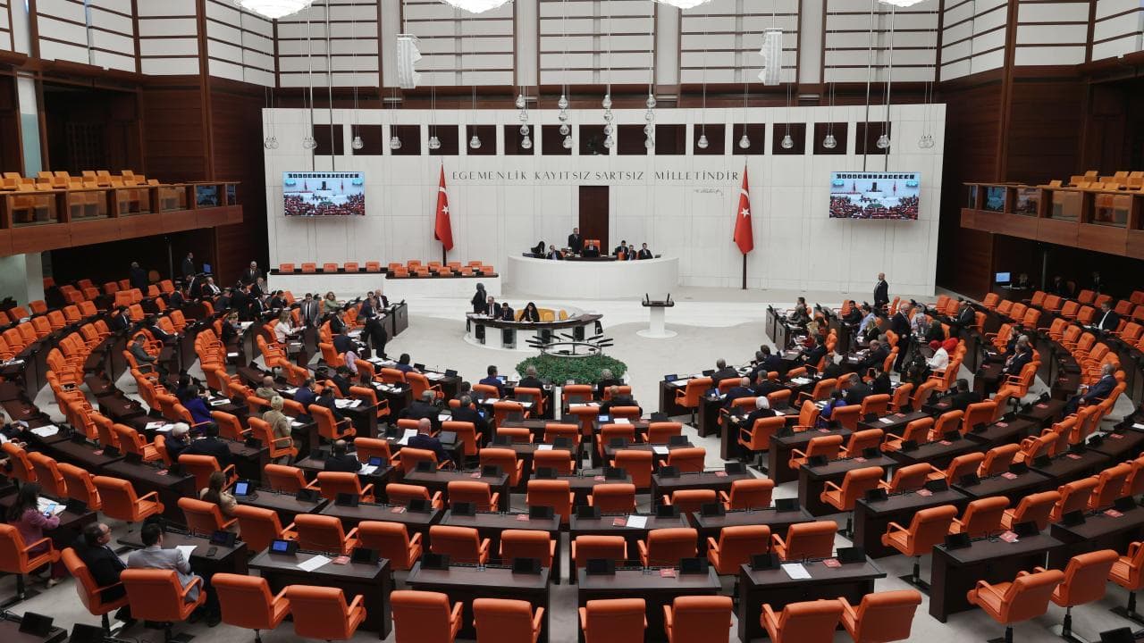 TBMM'ye Yeni Dokunulmazlık Dosyaları Sevk Edildi: Özel ve Türkkan Hakkında İşlem Başladı