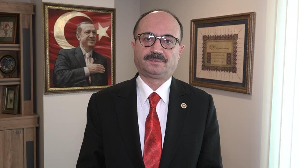 AK Parti Bursa Milletvekili Mesten'den Başıboş Sokak Köpekleri Konusunda Sert Çıkış