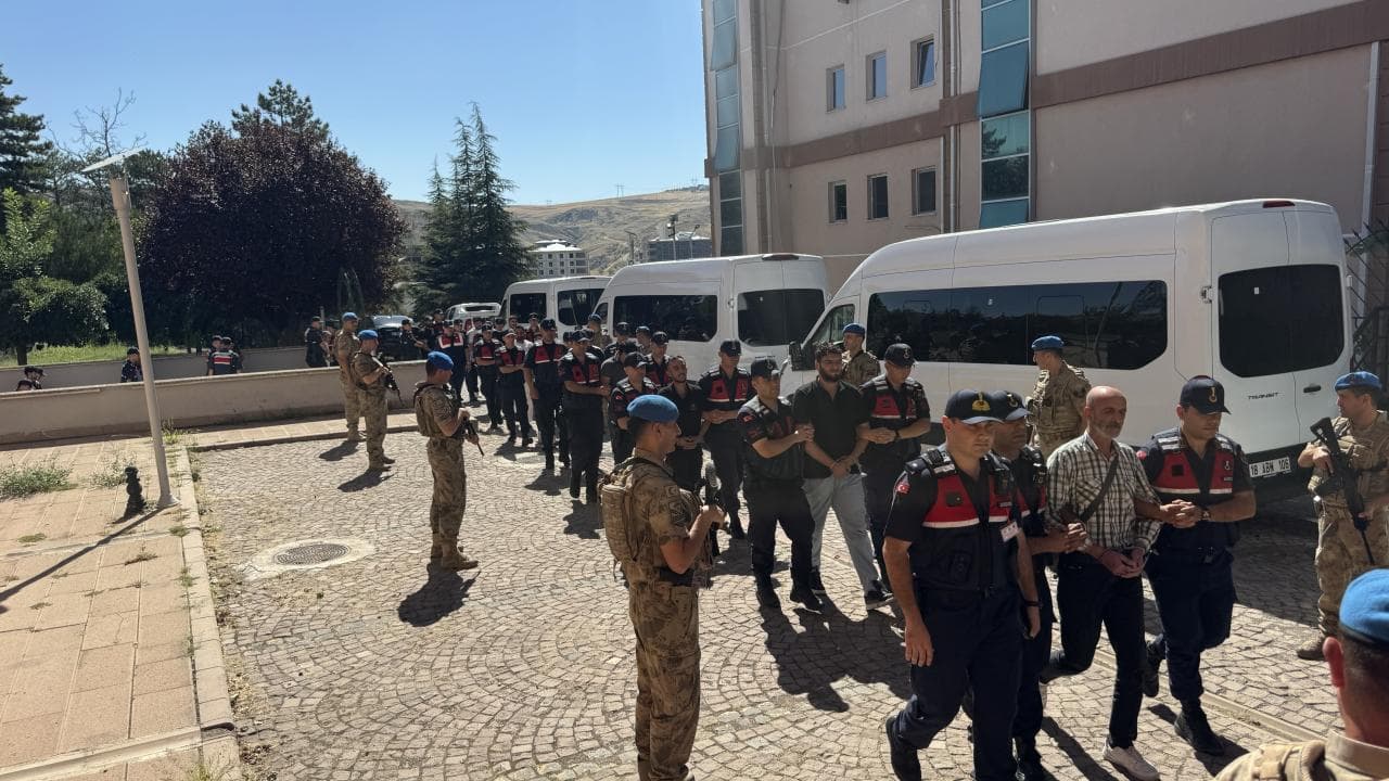 2.4 Milyar Liralık Yasa Dışı Bahis Operasyonu: 39 Şüpheli Gözaltına Alındı
