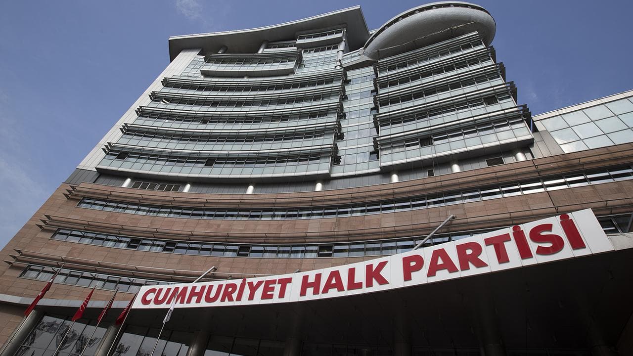 CHP'nin Kurultay Kararına İtirazı Mahkemeden Döndü, Gözler YSK'da