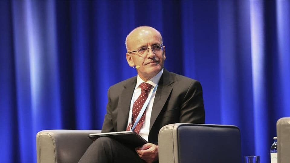 Bakan Şimşek'ten Hizmet İhracatına Tam Destek: Vergi İndirimi %100'e Çıkıyor