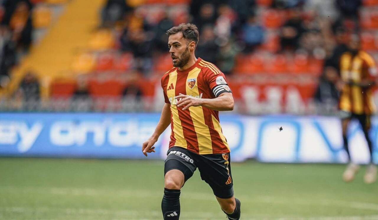 Bursaspor'dan Transfer Hamlesi: Elitim ve Cardoso Gündemde