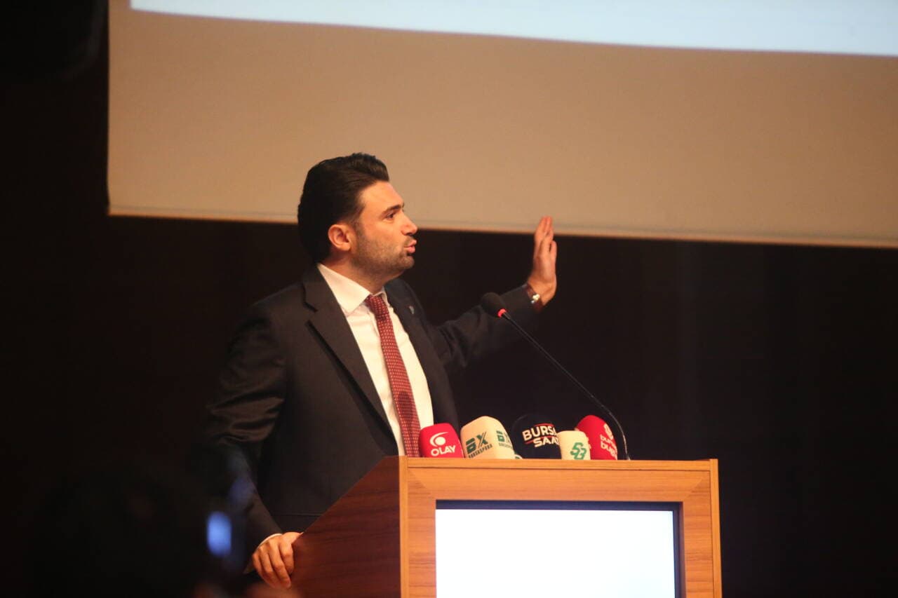 Bursaspor Başkanı Enes Çelik: 1.6 Milyar TL Borcu Kapattık, Şeffaflık Çağrısı Yaptı