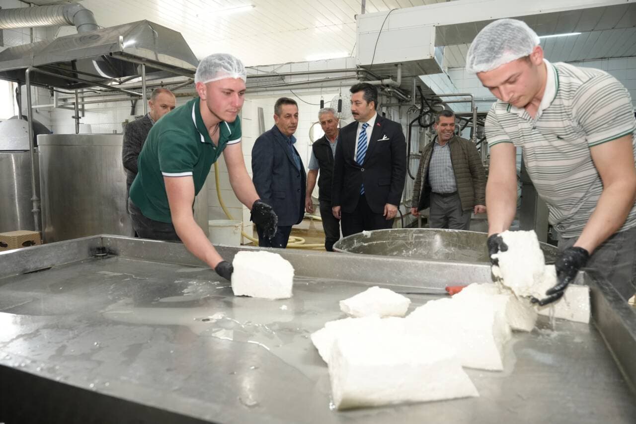 Yenişehir Belediye Başkanı Özel'den 45 Yıllık Orhaniye Kooperatifi'ne Destek Ziyareti