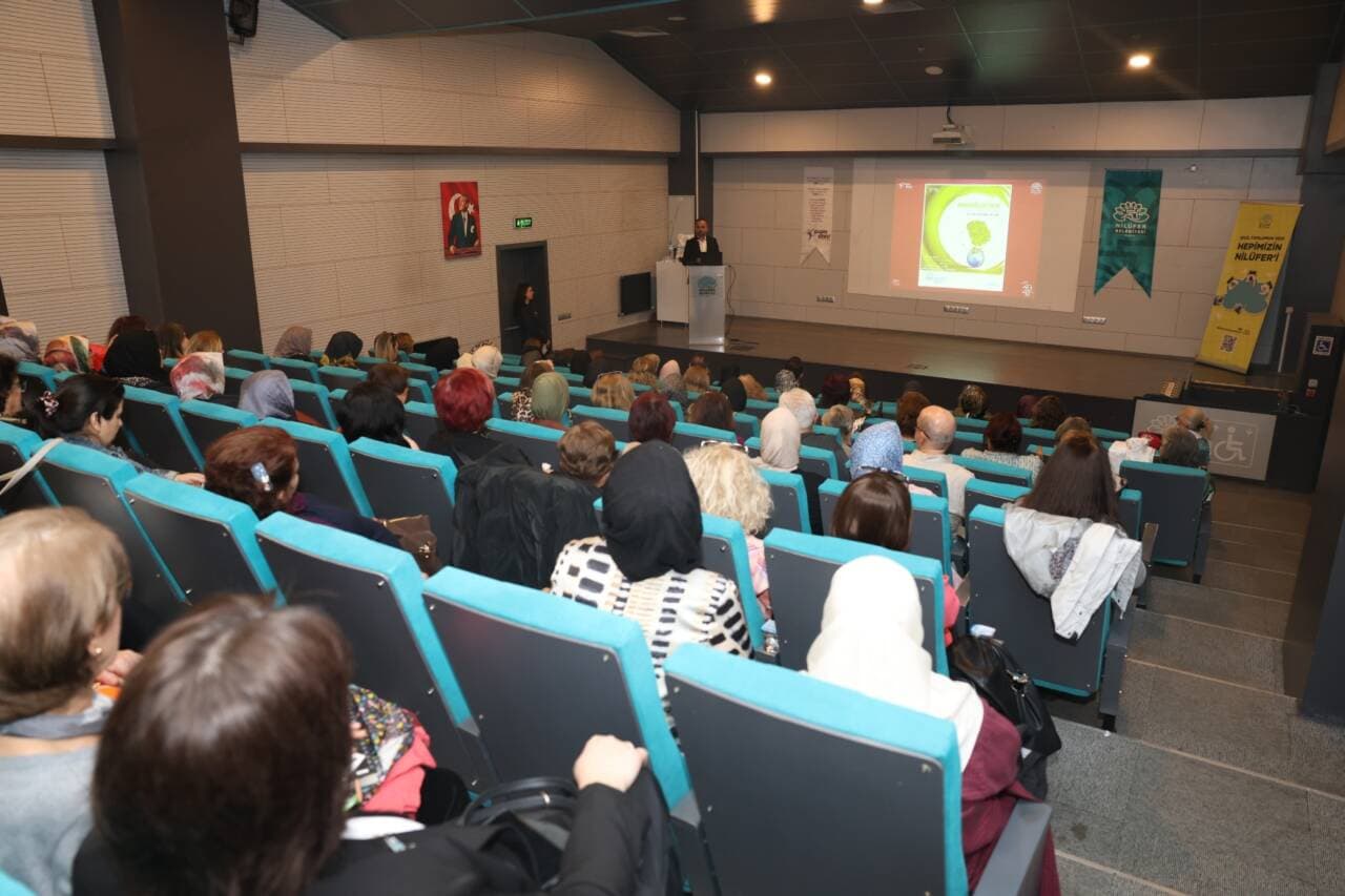 Nilüfer'de Sürdürülebilirlik Eğitimi: 'Dönüşüm Kadınların Gücüyle Mümkün'