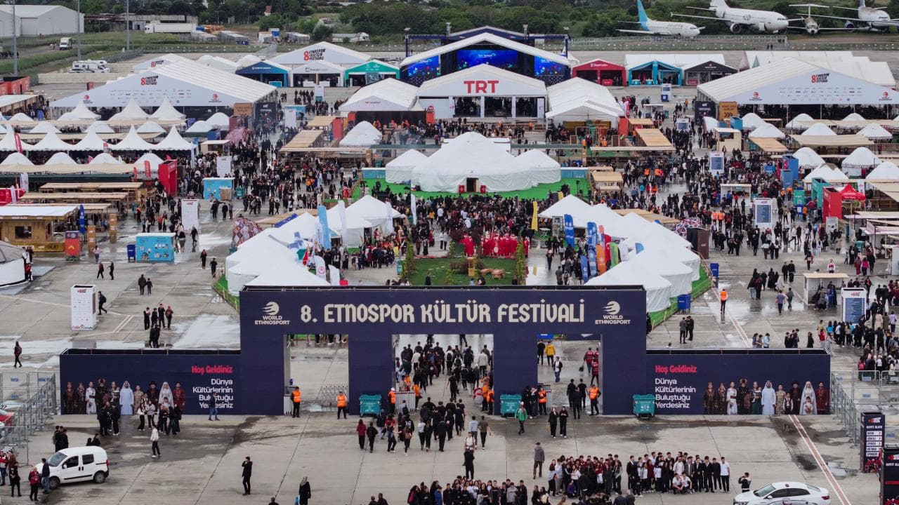 8. Etnospor Kültür Festivali İstanbul'da Coşkulu Törenle Açıldı