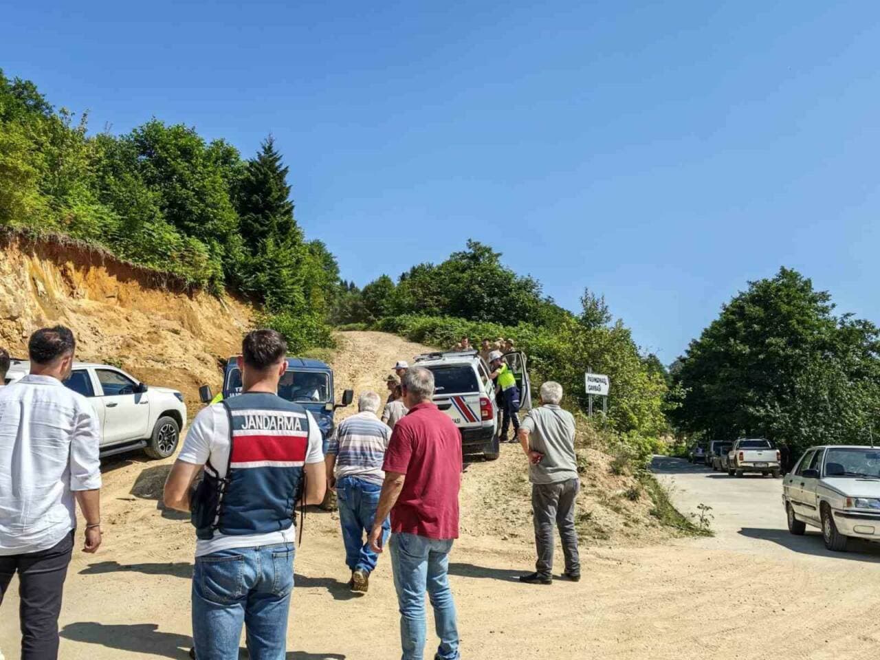 Giresun'da Helikopter Düştüğü İddiası: Ekipler Bölgede Arama Başlattı