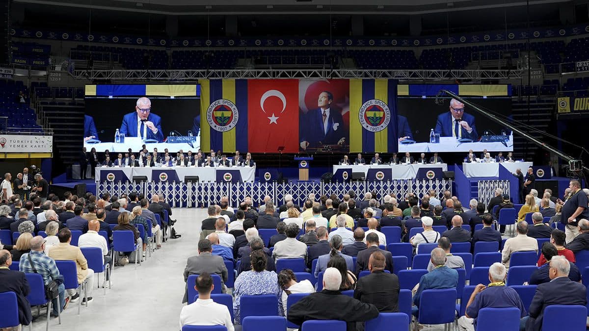 Fenerbahçe Genel Kurulu'nda Mali Tablo Gündemde: Yıldırım ve Alkun'dan Sert Açıklamalar