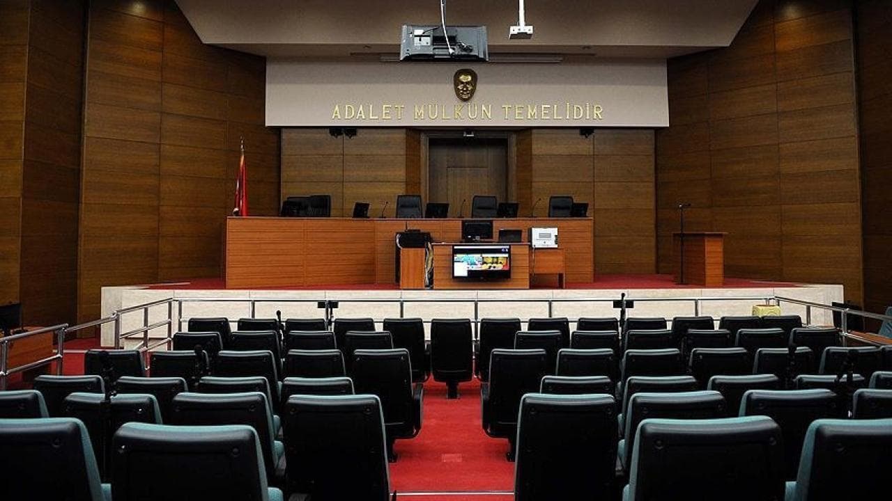 MİT Mensubu ve Diplomat Kimliğiyle Dolandırıcılık Yapan Şahsa 10 Yıl Hapis İstemi