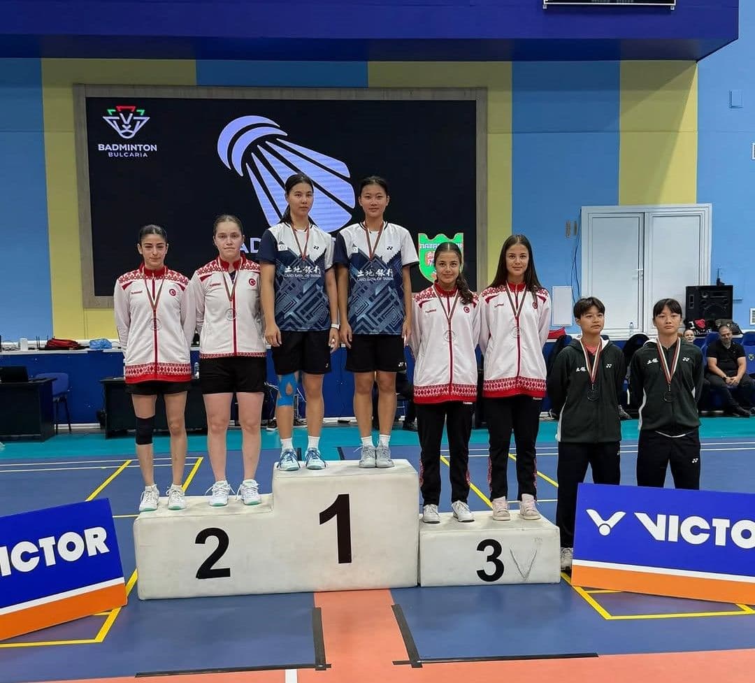 Bursa'dan Avrupa'da Çifte Badminton Madalyası