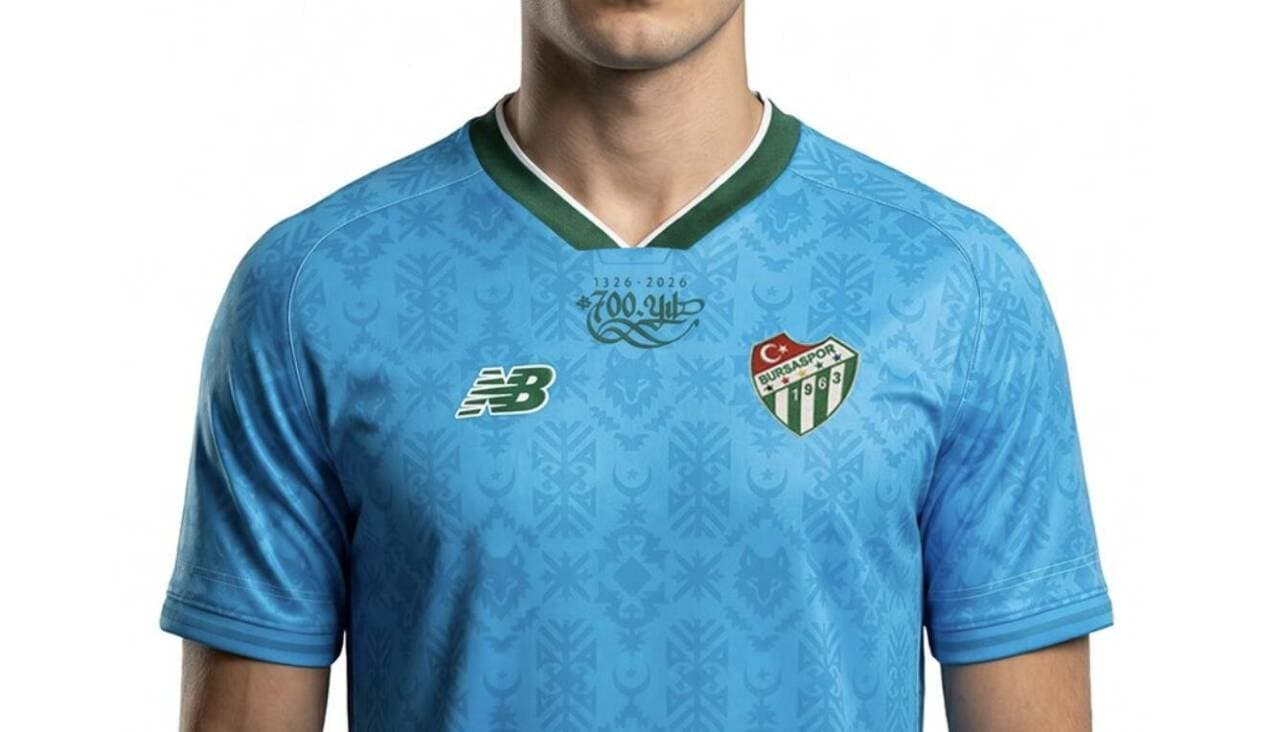 Bursaspor, Fetih Forması Ön Satışlarını Durdurdu: Yeni Sezon Formaları 20 Haziran'da Mağazalarda