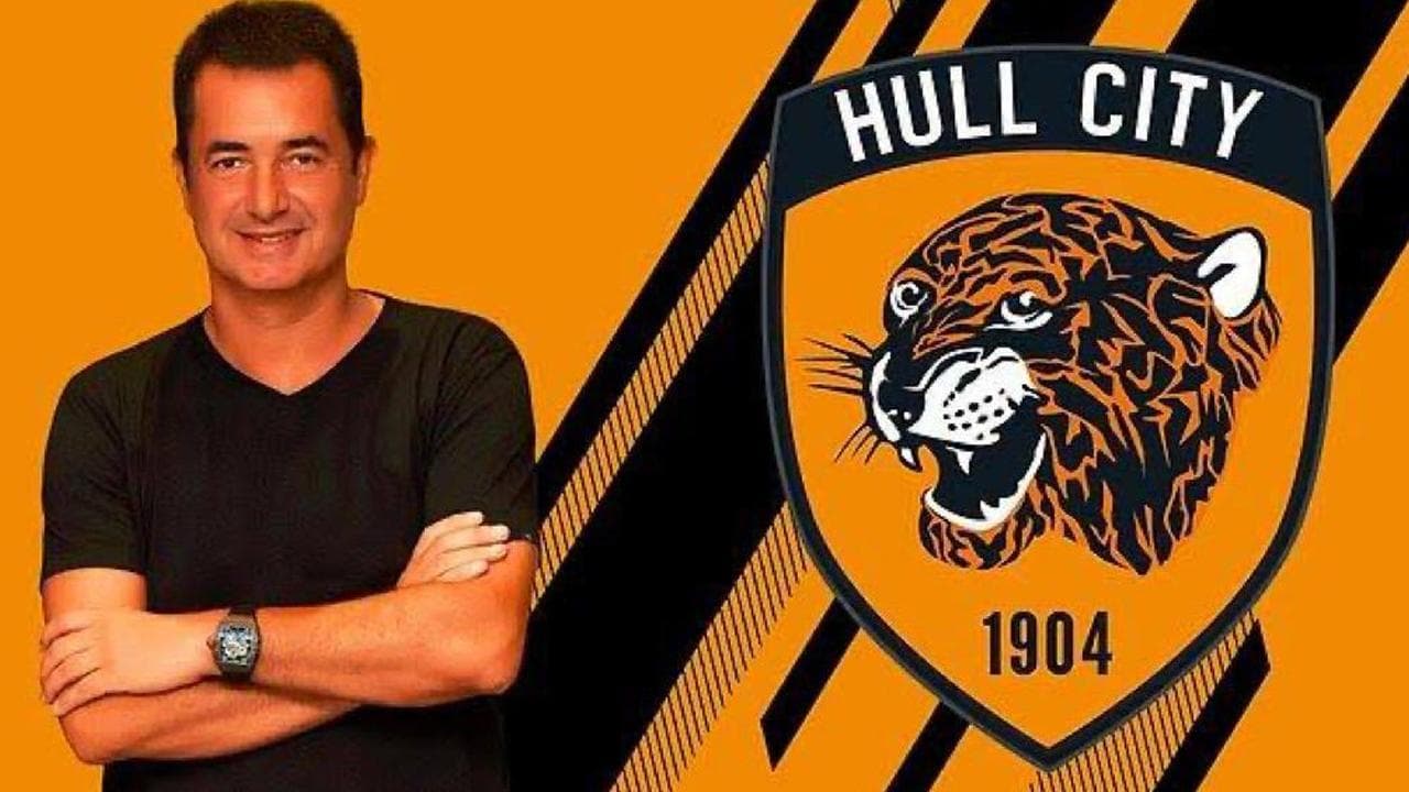 Acun Ilıcalı ve Hull City logosu
