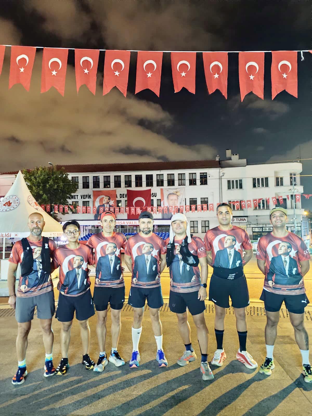 Bursa'da 30 Ağustos Zaferi Anısına 30,8 Kilometrelik Anlamlı Koşu