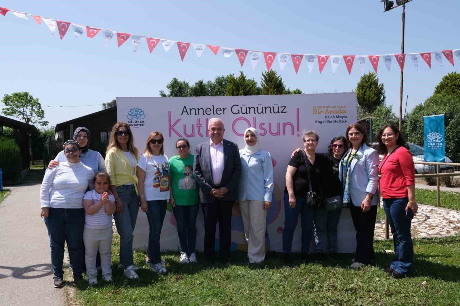 Nilüfer Belediyesi, Engelliler Haftası'nda Anneler Günü'nü Kutladı: Başkan Özdemir'den Destek Mesajı