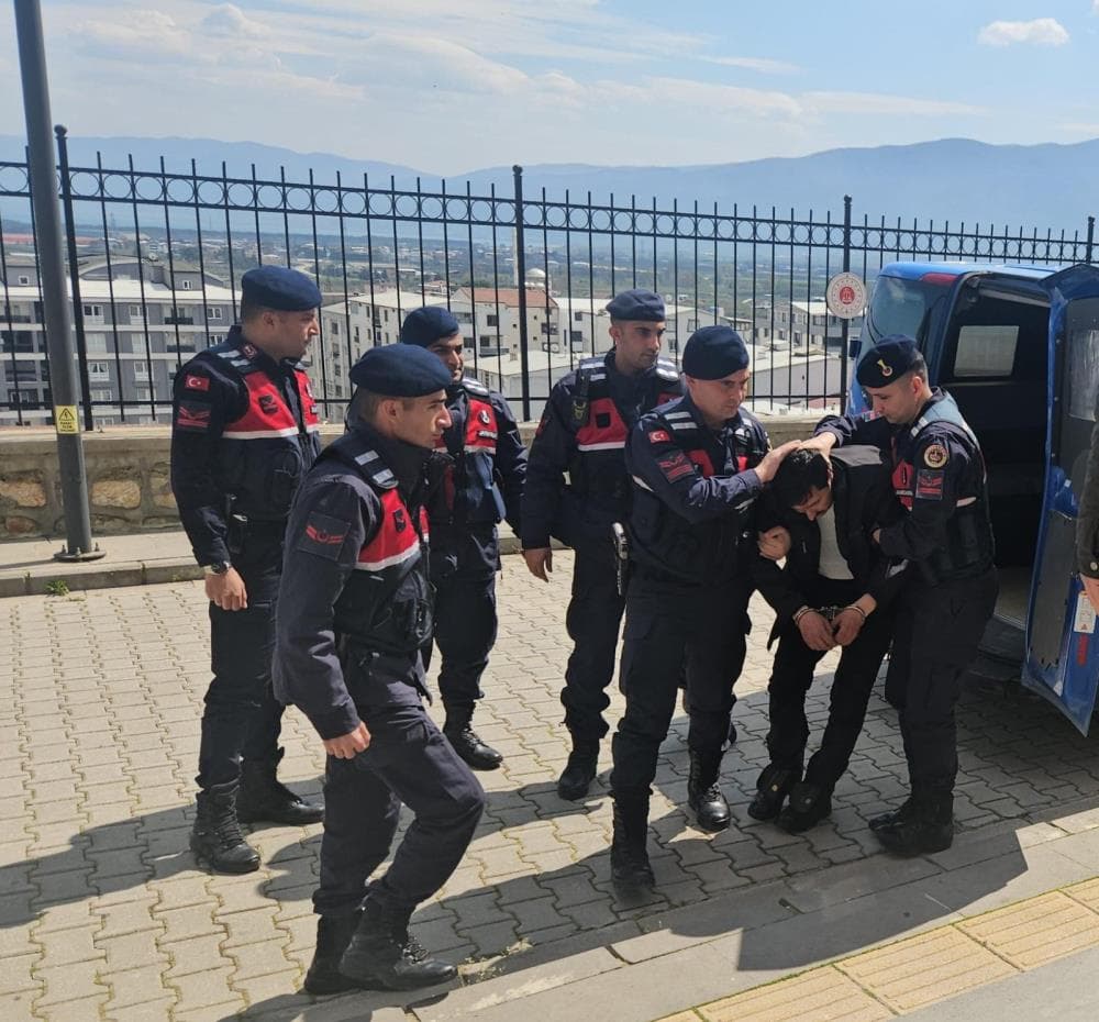 Orhangazi'deki Baba-Oğul Cinayetinde Zanlı Tutuklandı