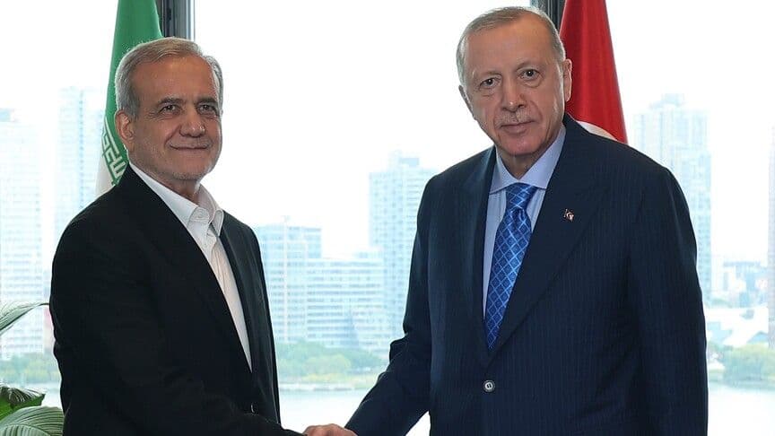 Cumhurbaşkanı Erdoğan, İran Cumhurbaşkanı Pezeşkiyan ile görüştü: Gündem ateşkes ve bölge güvenliği