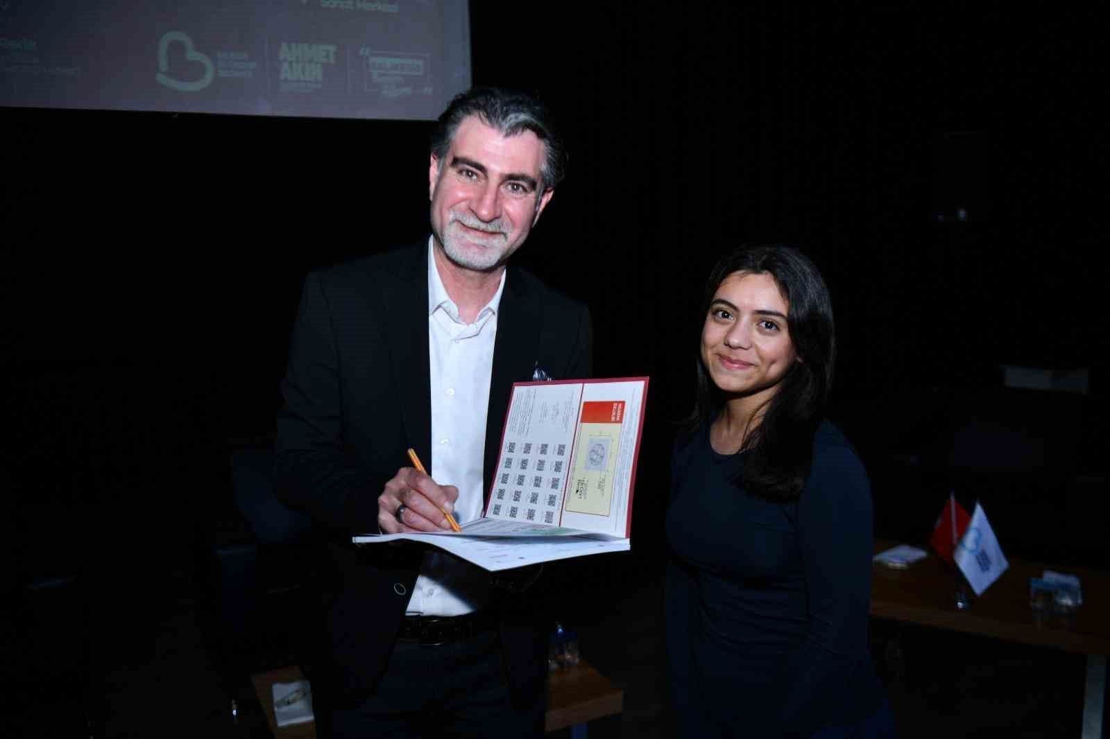 Balıkesir'de YKS Adaylarına Kapsamlı Rehberlik ve Motivasyon Semineri Düzenlendi