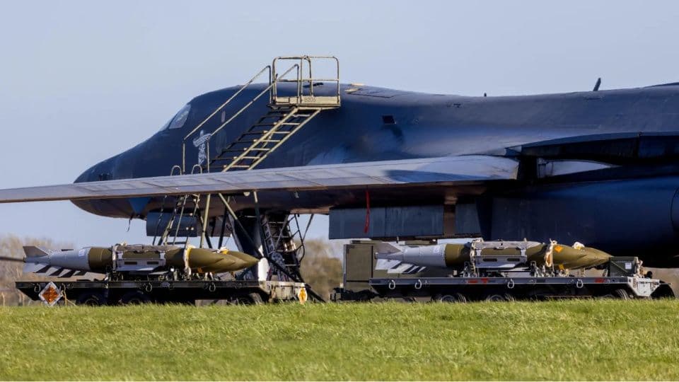 İran'dan İngiltere'ye Üs Uyarısı: Fairford Meşru Hedefimiz