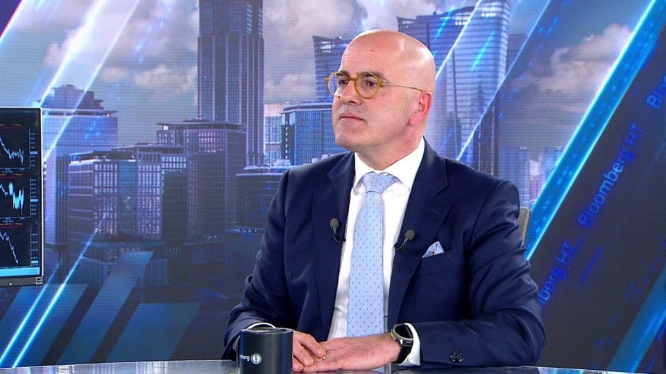 Sabancı Holding CEO'su Kıvanç Zaimler, enerji ve dijital odaklı büyüme stratejilerini anlatıyor.